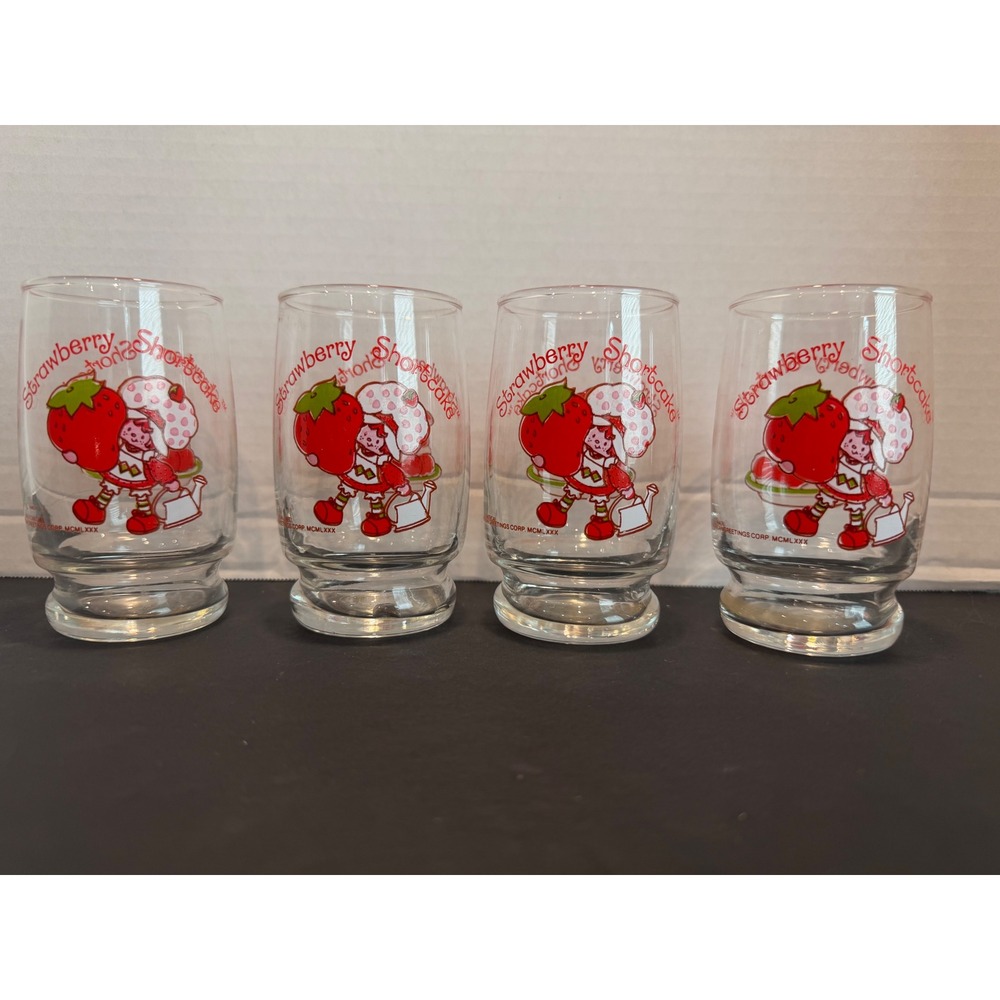 Vintage 1980 Strawberry Shortcake Juice Glasses Set of 4 American Greetings 4in